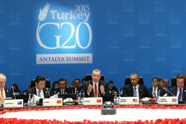 After the Paris Attacks, World Leaders Gather at the G20 Summit  The