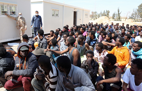 http://cdn.theatlantic.com/assets/media/img/photo/2015/05/the-mediterranean-migrant-crisis-ri/m24_469804996/main_600.jpg