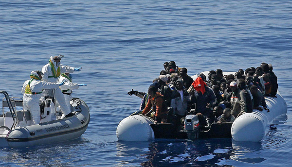 http://cdn.theatlantic.com/assets/media/img/photo/2015/05/the-mediterranean-migrant-crisis-ri/m26_AP975626155830_18/main_600.jpg