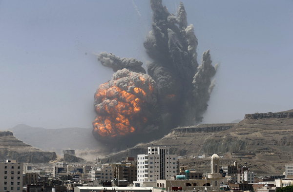 http://cdn.theatlantic.com/assets/media/img/photo/2015/05/the-saudi-arabia-yemen-war-of-2015/y24_RTX19GM1/main_600.jpg