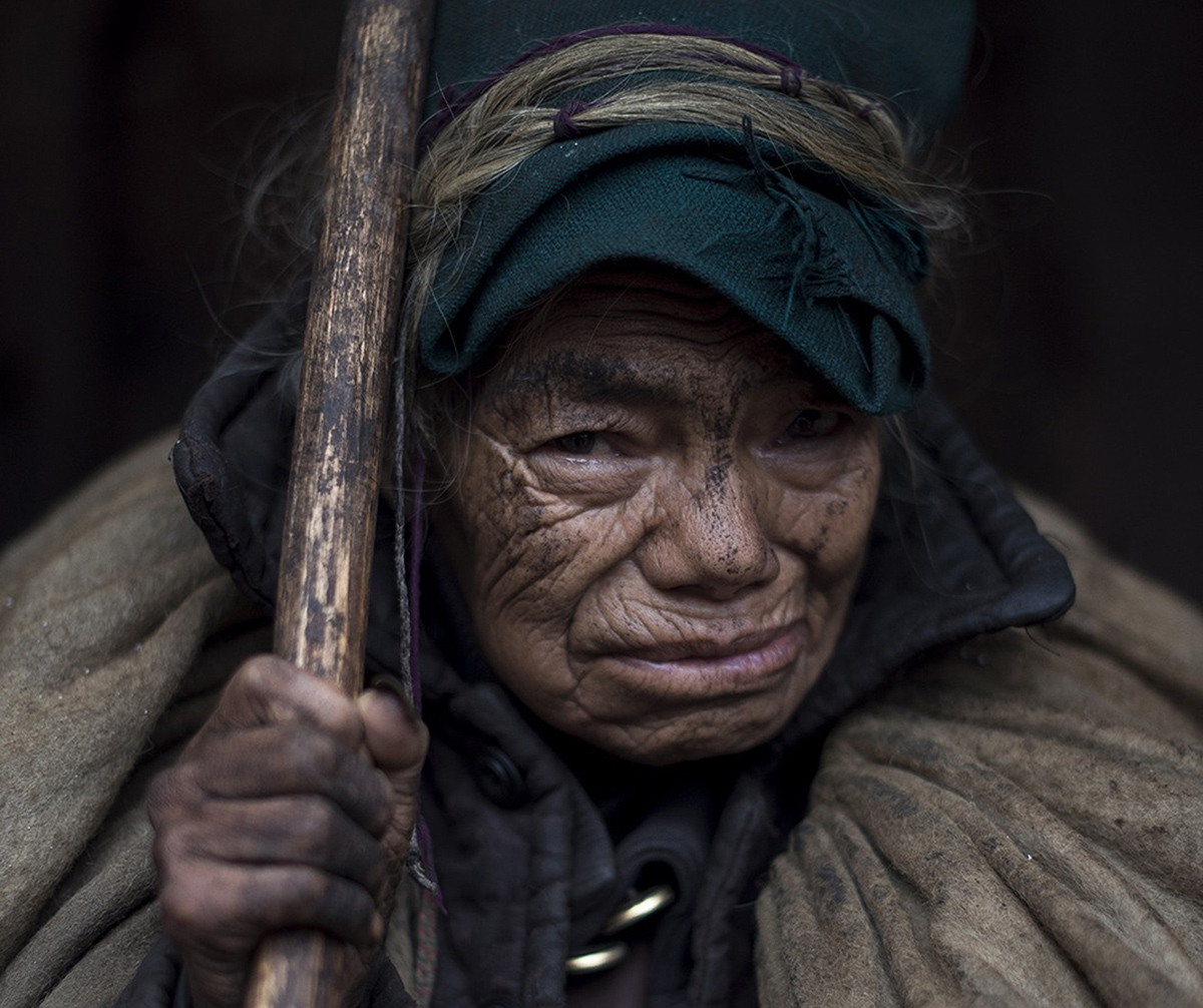 elderly-yi-woman-the-yi-people-are-an-ethnic-group-in-china-one-of