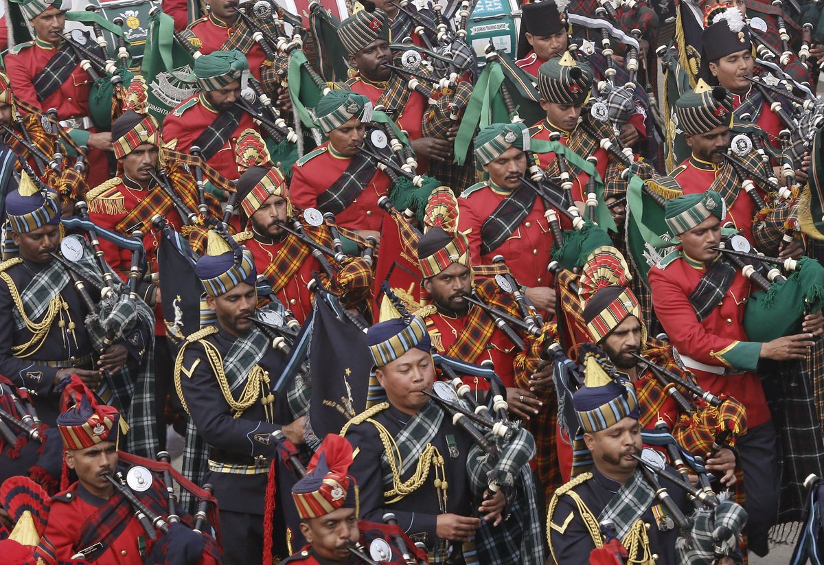2016印度共和国日阅兵式上的军乐团。