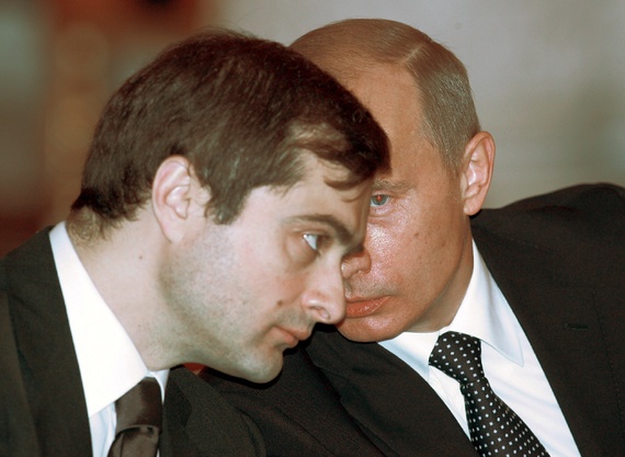 <b>Vladislav Surkov</b> and Vladimir Putin in 2006 (Sergei Karpukhin/Reuters) - 1e1356824