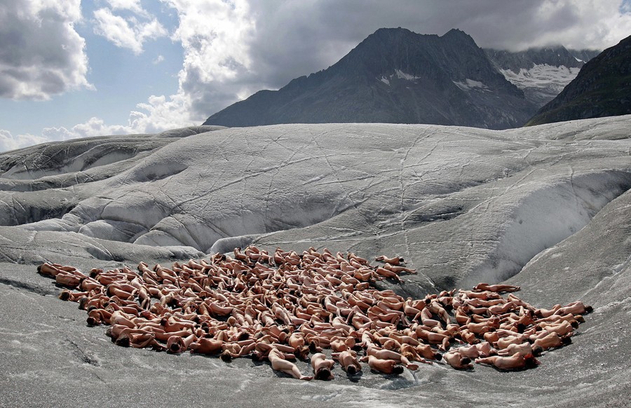 The Naked World Of Spencer Tunick The Atlantic