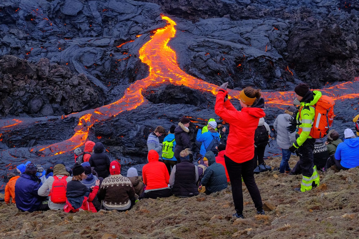 Up Close With Icelands Fagradalsfjall Volcano Photos Sysyphoto