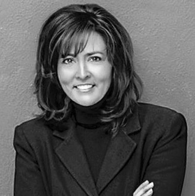 Janeé Harteau