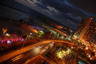Tel_aviv_window