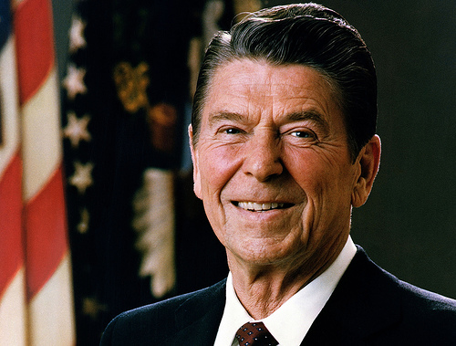 Official_Portrait_of_President_Reagan_1981
