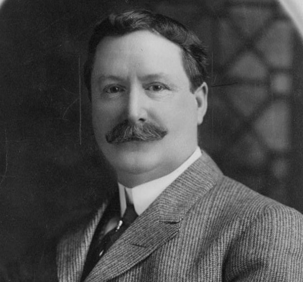 Arthur Conan Doyle