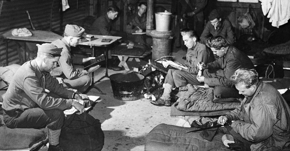 Publishers Gave Away 122951031 Books During World War Ii - 