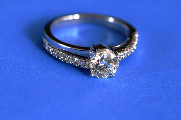 Buying an engagement ring used