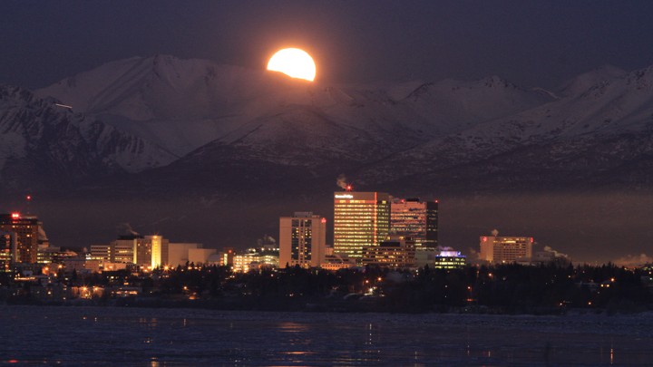Even Though It Has 50 Billion Of Oil Money Alaska Can T Pay Its Dan Joling Ap