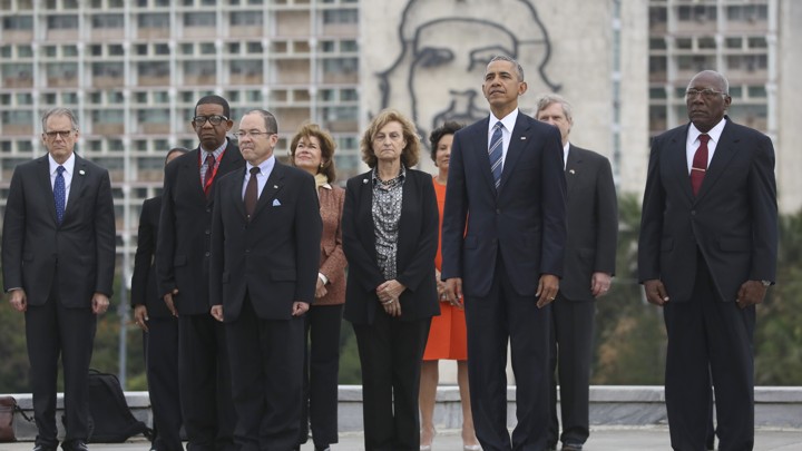 Image result for obama shaking hands with castro