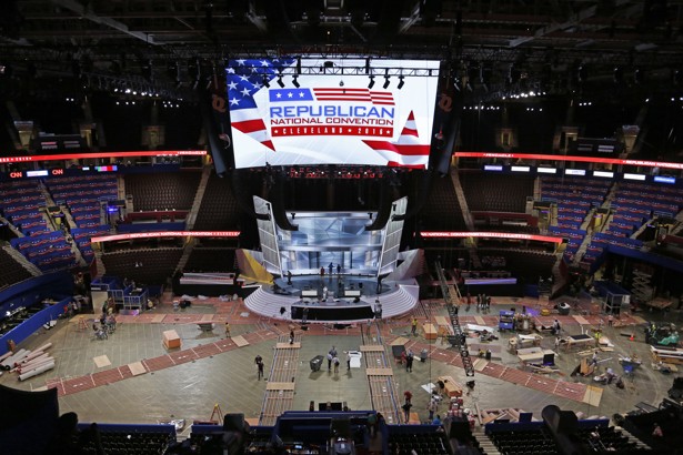 Leader of anti-Trump delegates drops effort to unbind votes