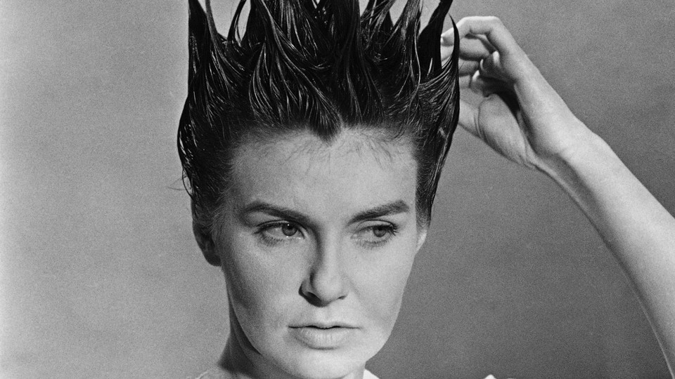 How Dry Shampoo Can Cause Hair Loss The Atlantic