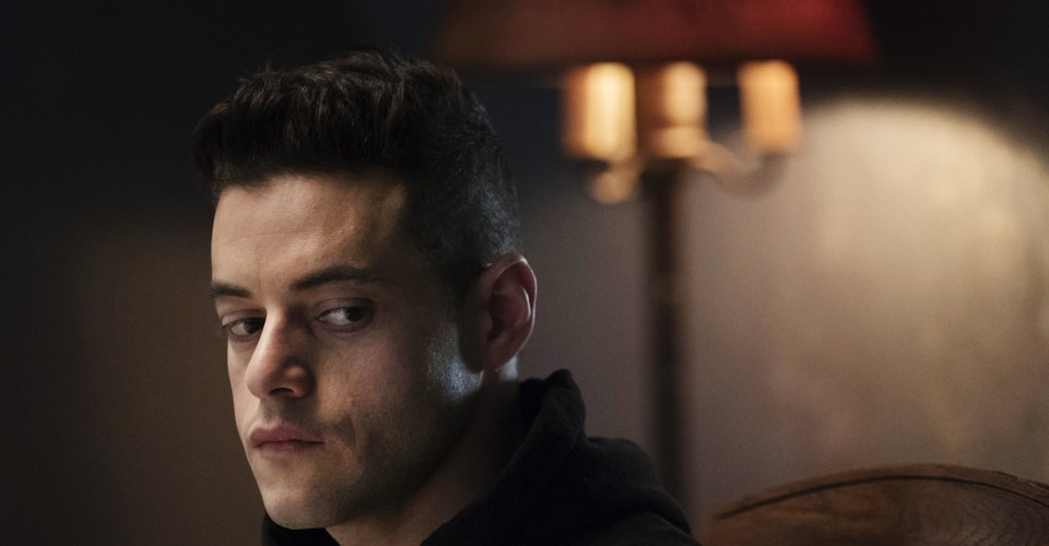 Review Usas Mr Robot Is Bleakly Cynical In Season Two The Atlantic