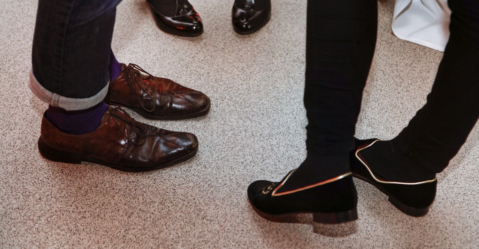 Why Shoes Are the Key to a Comfortable Office Temperature - The Atlantic