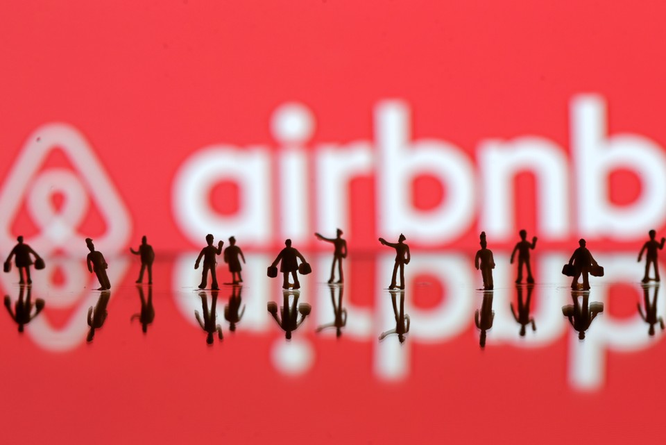 Airbnb introduces new anti-discrimination policy