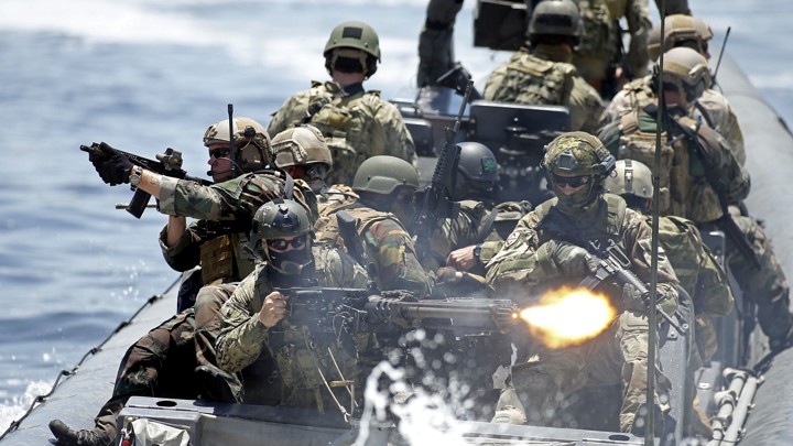 Operators from 17 countries participate in an International Special Operations Exercise at SOFIC, the Special Operations Forces Industry Conference, in Tampa, Florida on May 21, 2014.