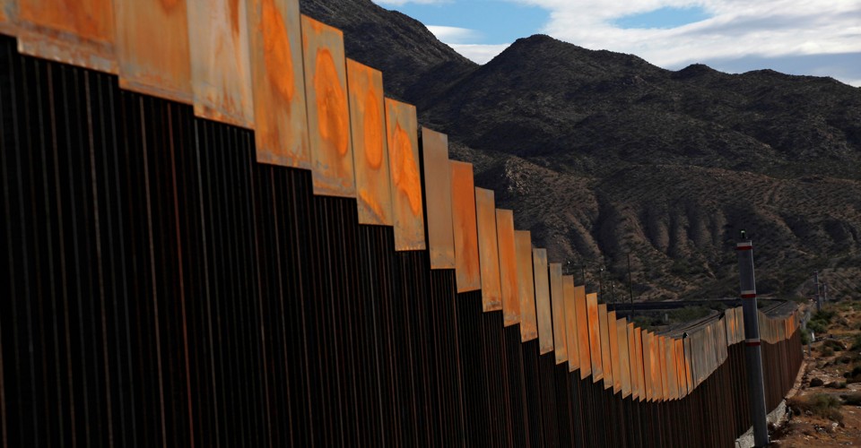 Donald Trump's Wall May Stop Immigrants Who Want to Return to Mexico