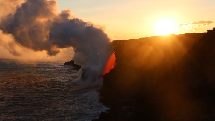Hawaii S Epic Lava Leak Could Bring New Life To The Big