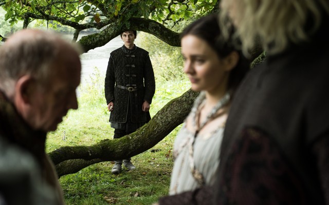 Bran Stark sees the past on 'Game of Thrones'