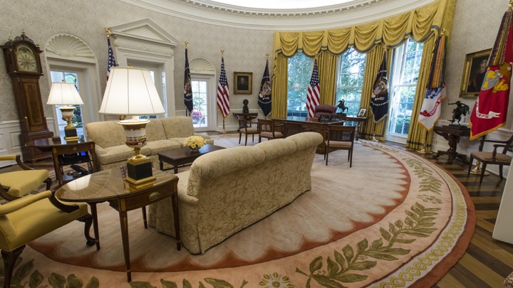 Spot The Change In President Trump S Oval Office The Atlantic