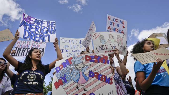 Supporters of DACA demonstrate in front of the White House.