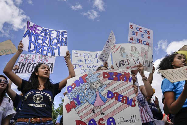 Supporters of DACA demonstrate in front of the White House.