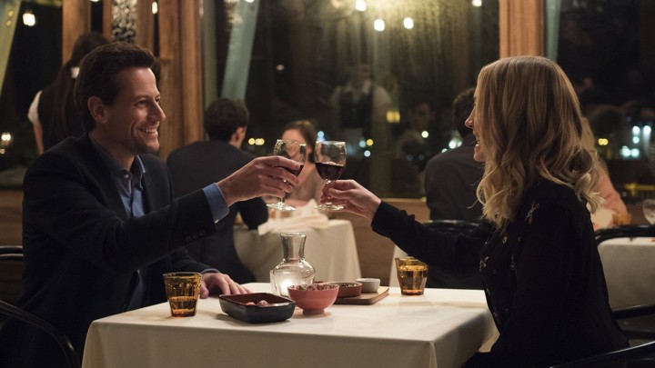Andrew (Ioan Gruffudd) and Laura (Joanne Froggatt) in 'Liar'