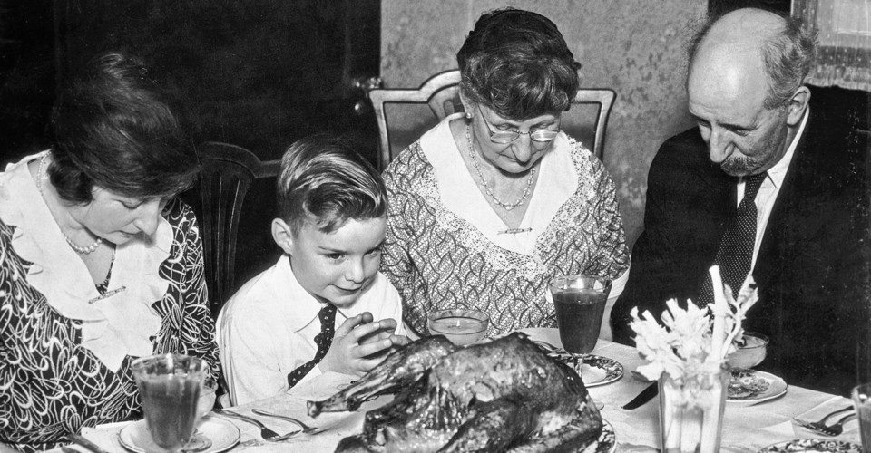 The Dark and Divisive History of America's Thanksgiving ...