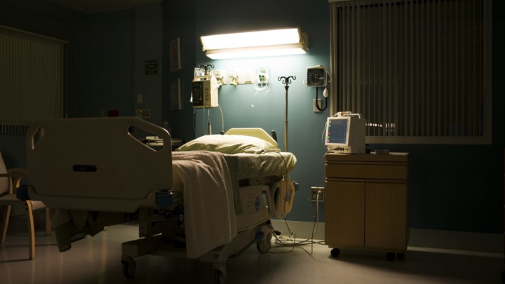 An empty hospital bed
