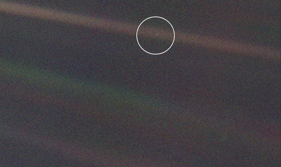 cosmos pale blue dot cosmos pale blue dot