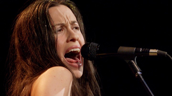 Alanis Morissette in 2001