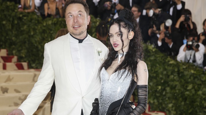 Elon Musk and Grimes at the 2018 Met Gala