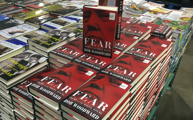 Stacks of "Fear" at a bookstore