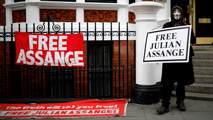 A person demonstrates in front of Ecuador's embassy in London, where Julian Assange was staying until his arrest.