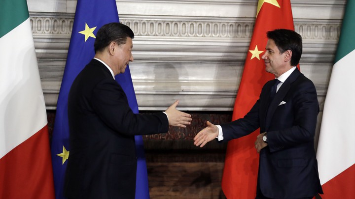 Chinese President Xi Jinping and Italian Prime Minister Giuseppe Conte meet in Rome in March to sign a memorandum of understanding supporting the Belt and Road Initiative.