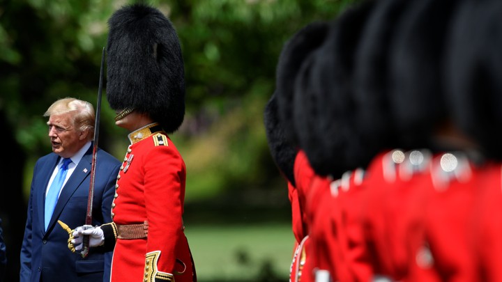 Donald Trump arrives at Buckingham Palace.