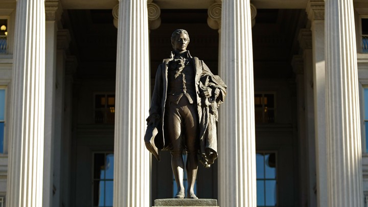 Alexander Hamilton statue