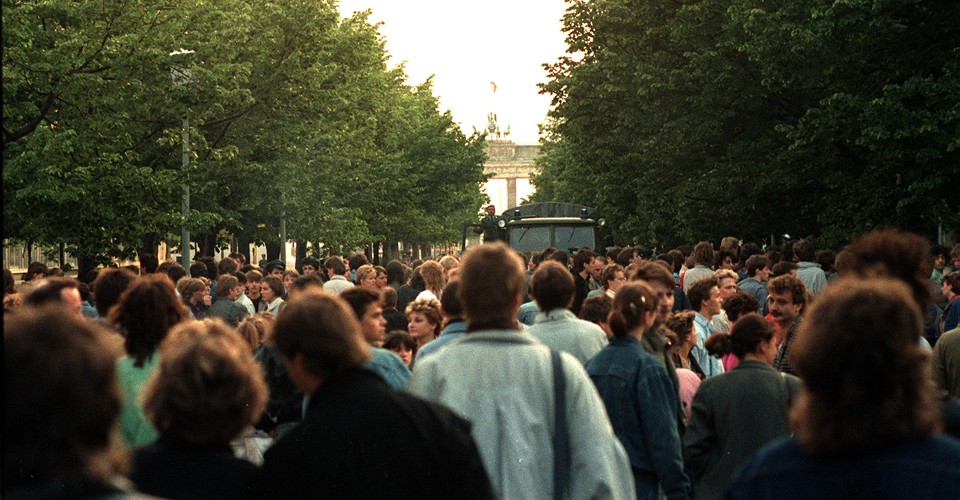 David Bowie, 'Heroes,' and a 1987 Concert in Berlin The Atlantic