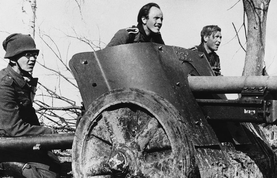 World War II: The Eastern Front - The Atlantic