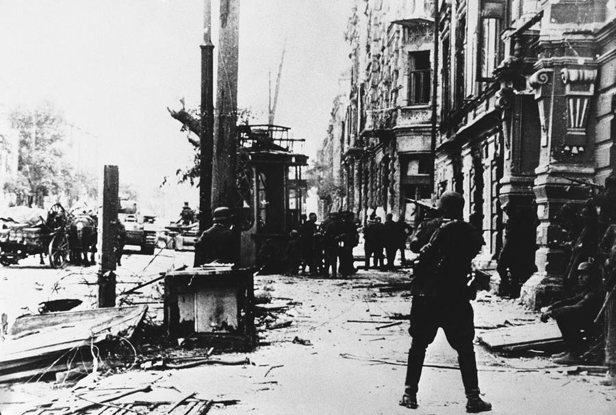 World War II: The Eastern Front - The Atlantic