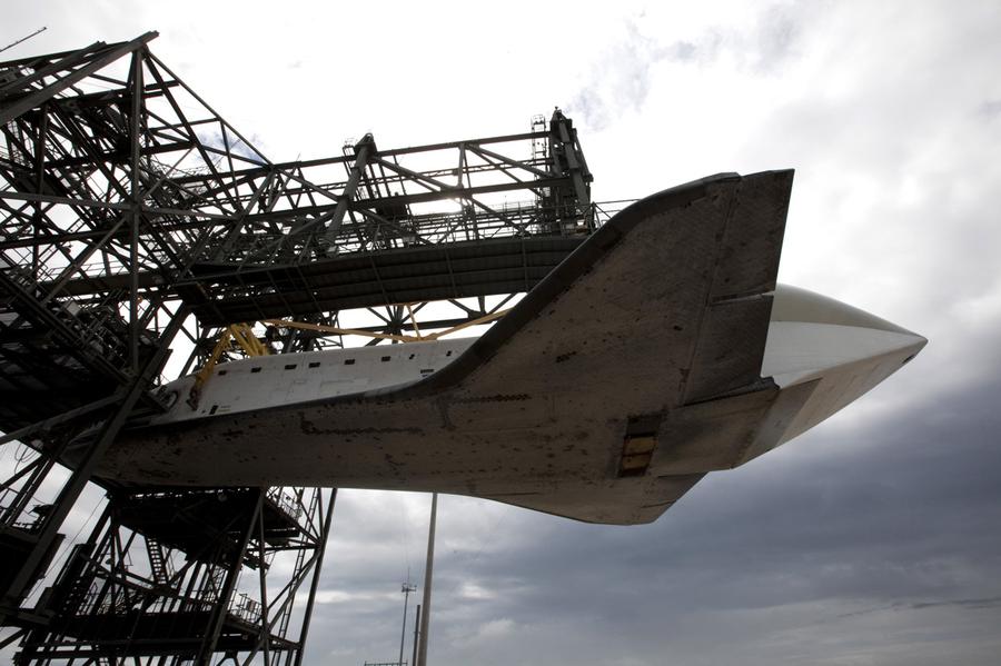 space shuttle endeavour lands at lax