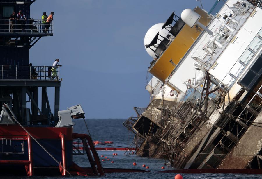Photos: Raising the Costa Concordia - The Atlantic