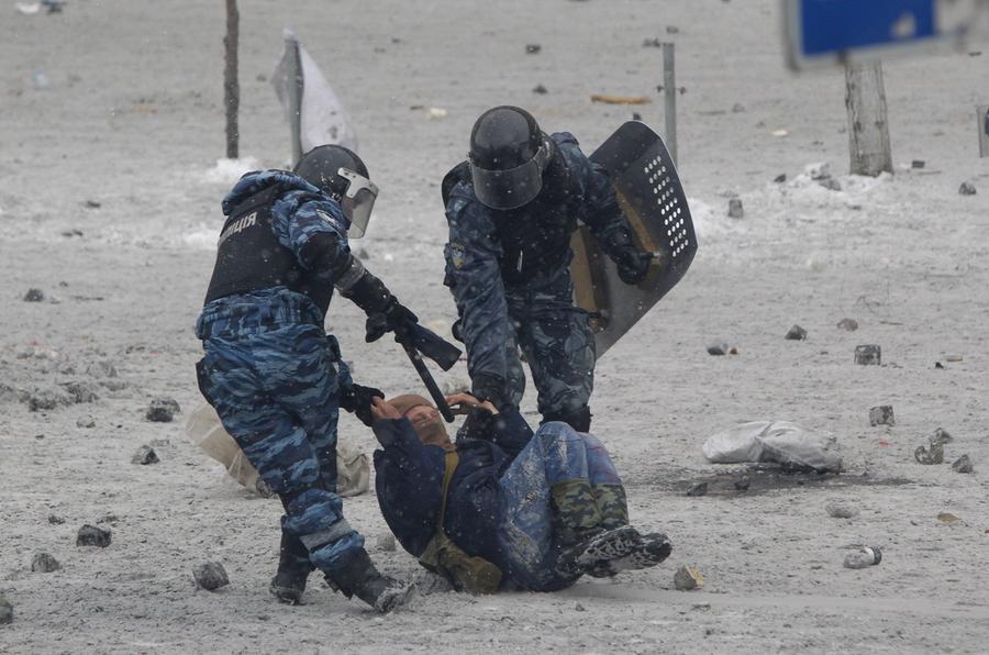 The Battle In Kiev Two Killed In Ukraine Protest The Atlantic
