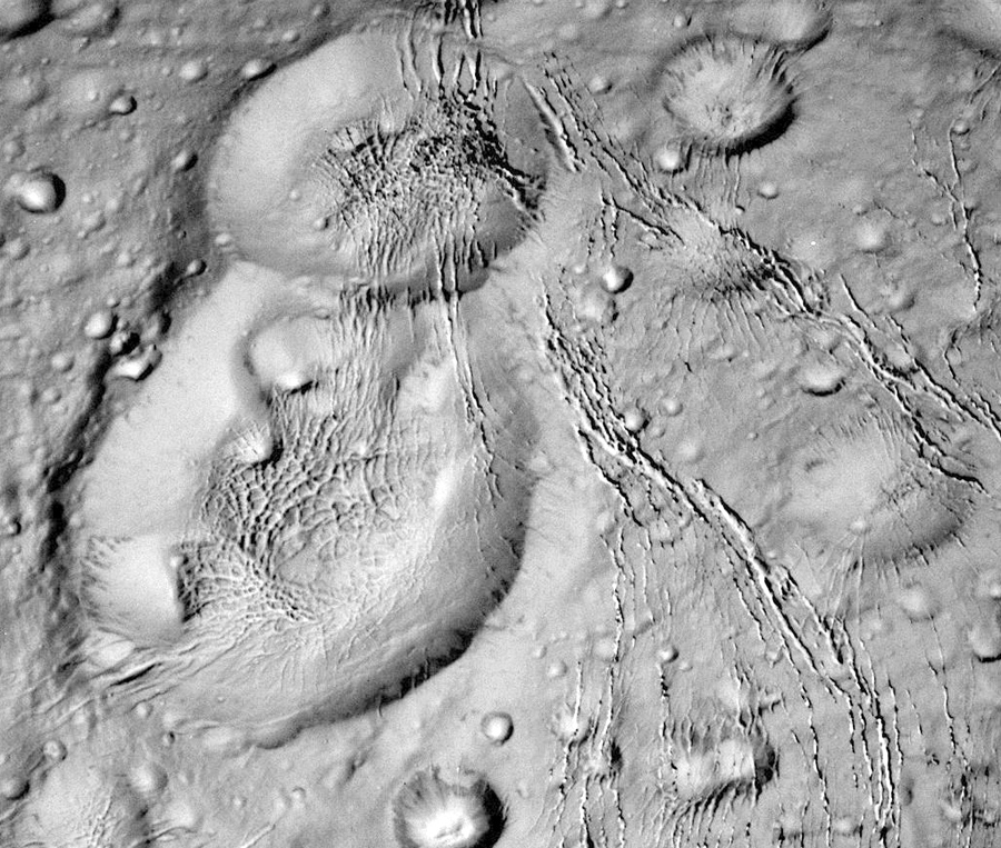 Enceladus, Saturn's Amazing Snowball Moon - The Atlantic