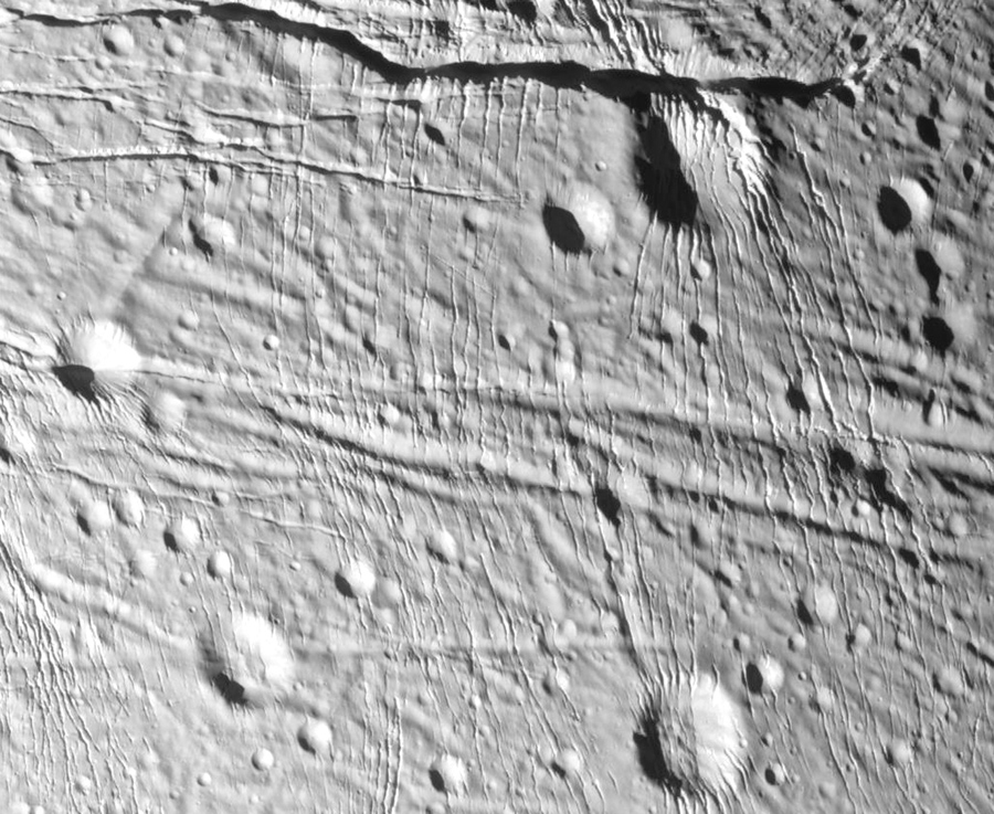 Enceladus, Saturn's Amazing Snowball Moon - The Atlantic