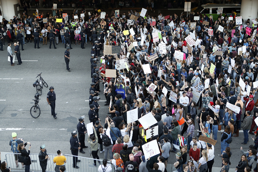 A Weekend Of Protest Against Trump's Immigration Ban - The Atlantic