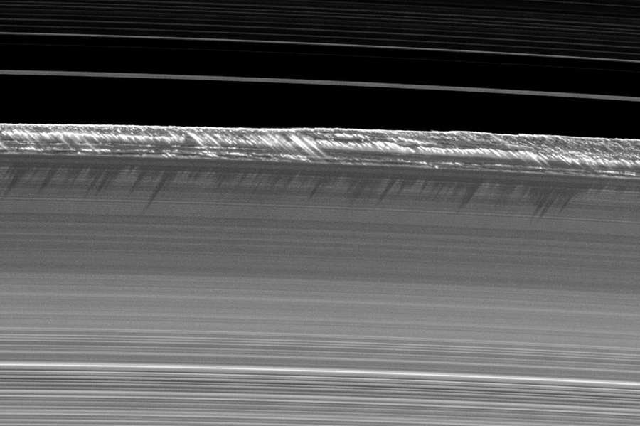 卡西尼(Cassini)探测器即将结束13年的土星之旅 - wuwei1101 - 西花社 卡西尼(Cassini)探测器即将结束13年的土星之旅 - wuwei1101 - 西花社